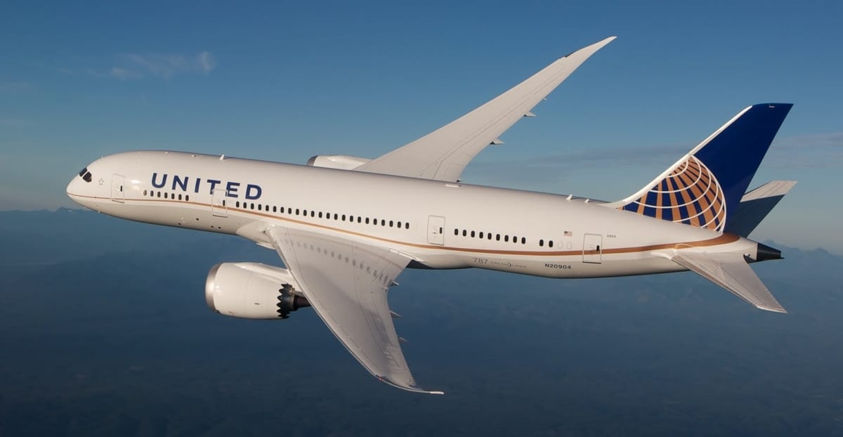 United's Sydney to Houston Flight Takes Off