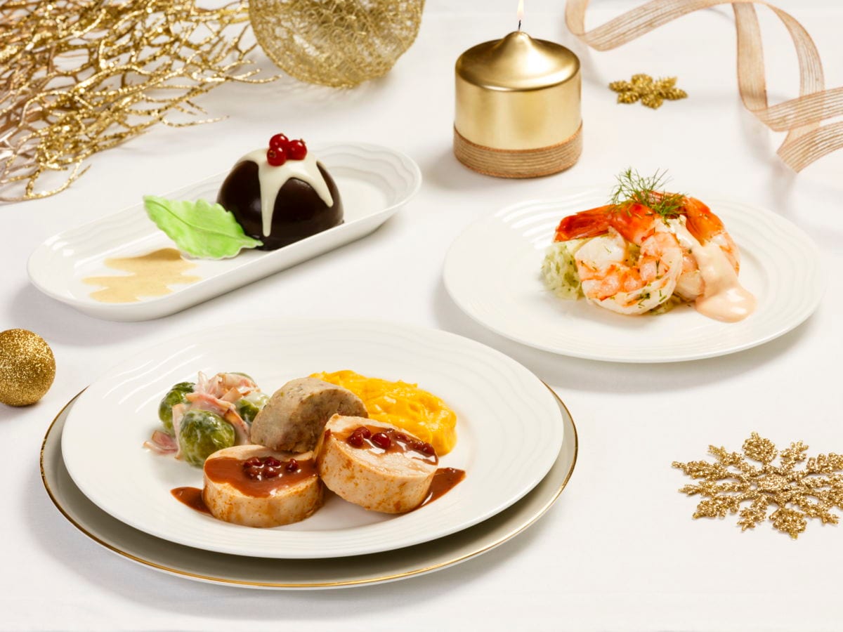 Christmas on a Plane - Emirates First Class Festive Meal