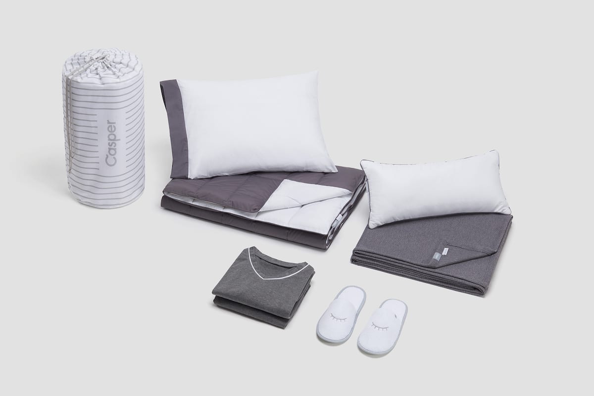 Which airlines have pyjamas in business class?