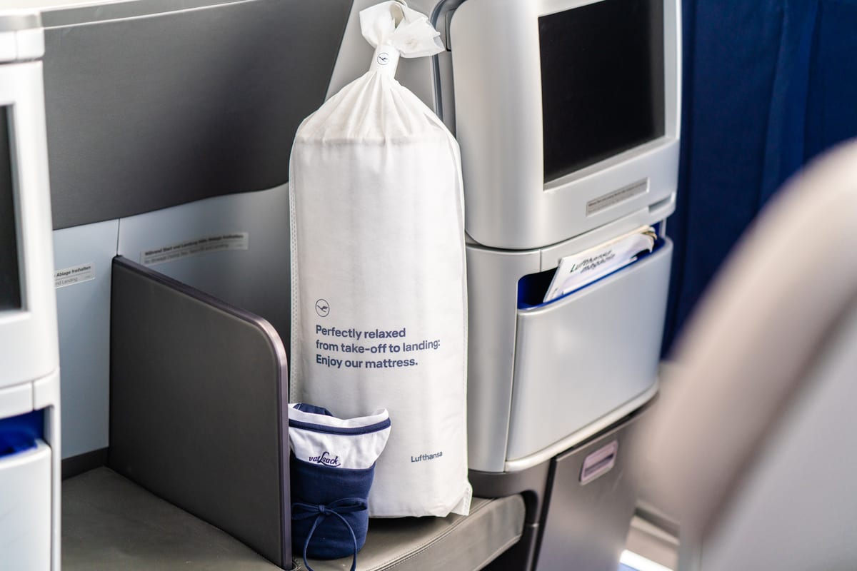 Lufthansa Business Class Amenity Kit